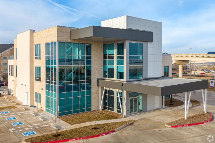 13601 W Memorial Park Dr medical office for lease Oklahoma City, OK
