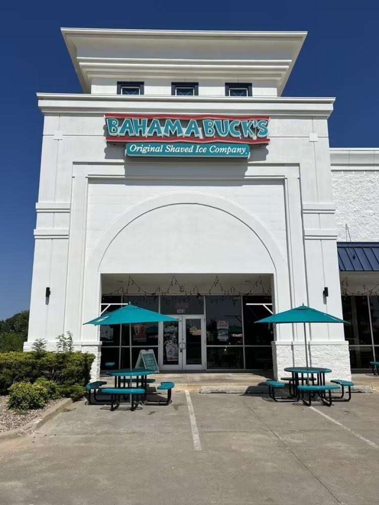 1444 N Kelly Ave space for lease, Edmond, OK