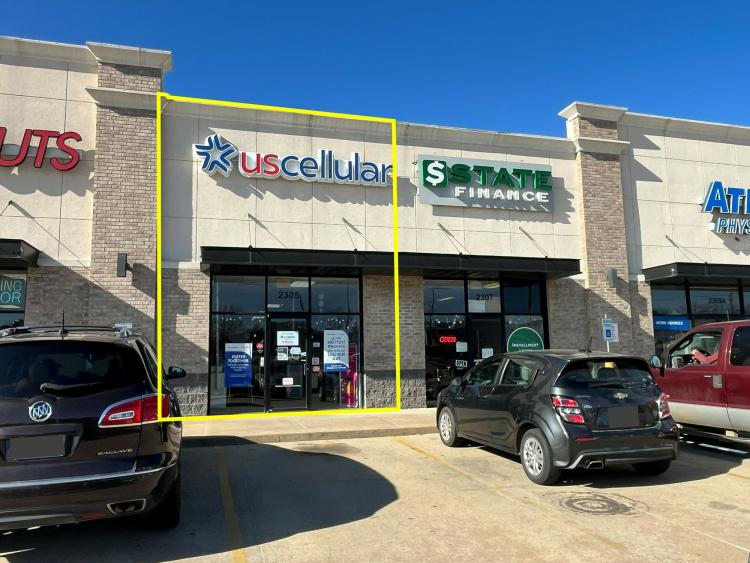 Shoppes on the Creek retail space for lease Seminole, OK