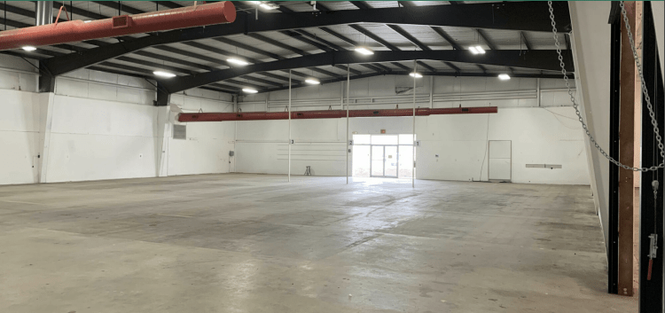 102 Lannell Drive Grove, OK industrial building for lease