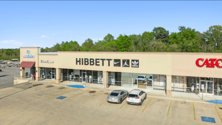 1911 Southeast Washington Street retail space for lease Idabel, OK
