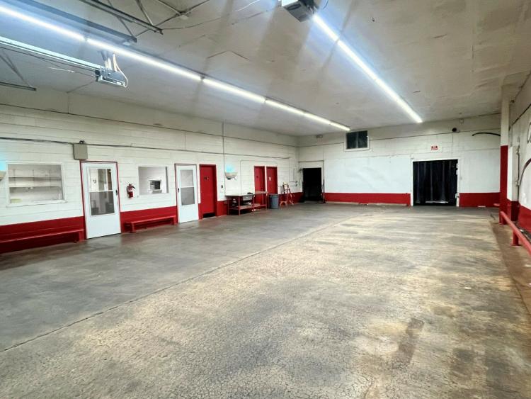 Country Squire Farm Bldg | Cold Storage Industrial Property