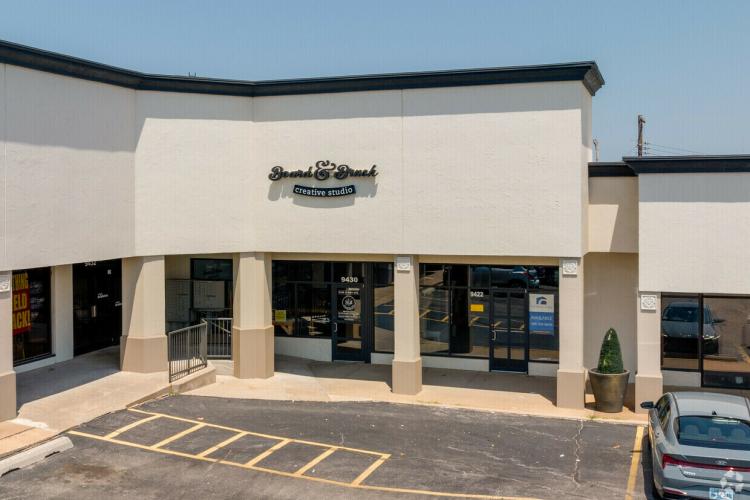 Shoppes on May retail spaces for lease, Oklahoma City, Ok