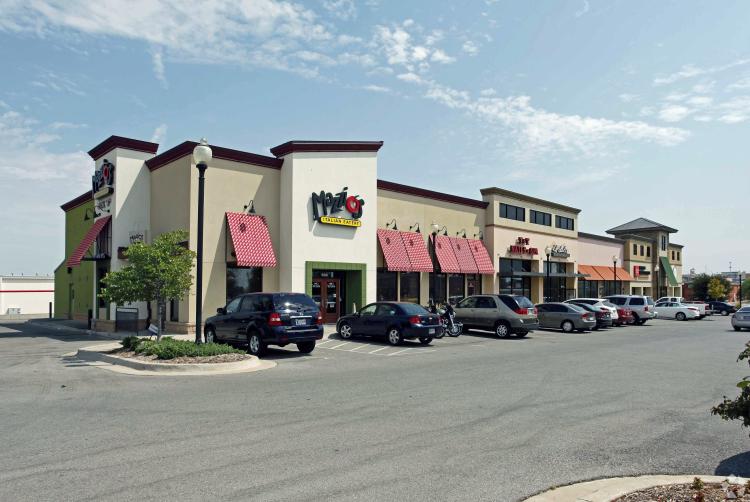 Moore Town Center retail space for lease Moore, Ok