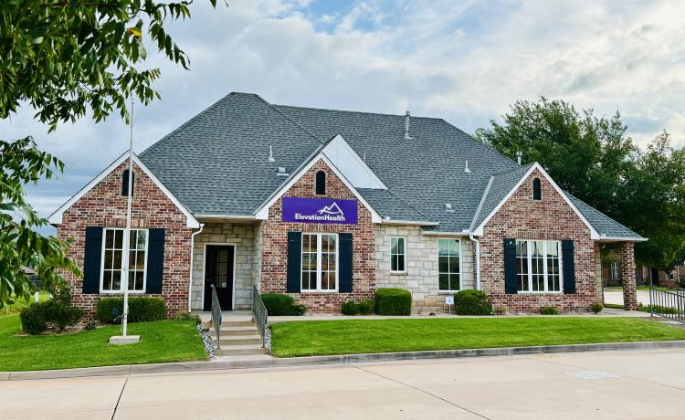 1743 West 33rd Street medical office for lease, Edmond, OK