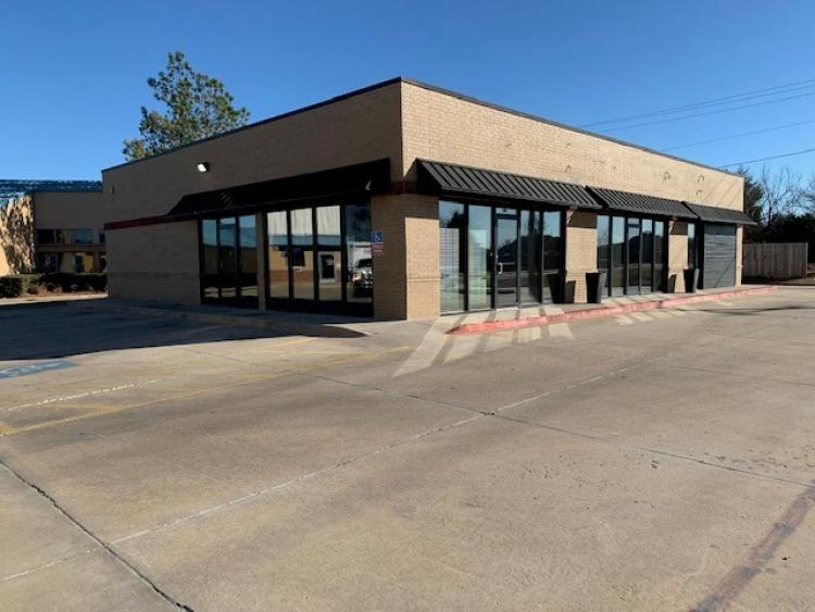 5104 S Sooner Rd retail space for lease Oklahoma City, OK
