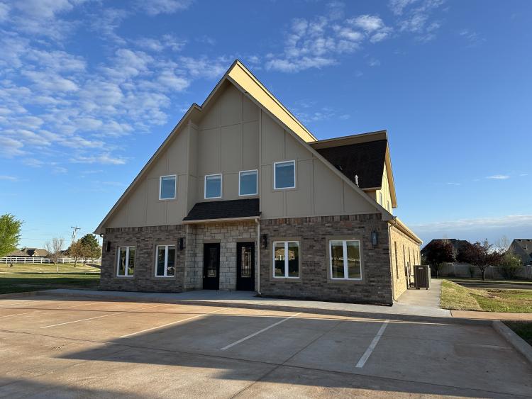 15220 Traditions Boulevard Edmond, OK office space available