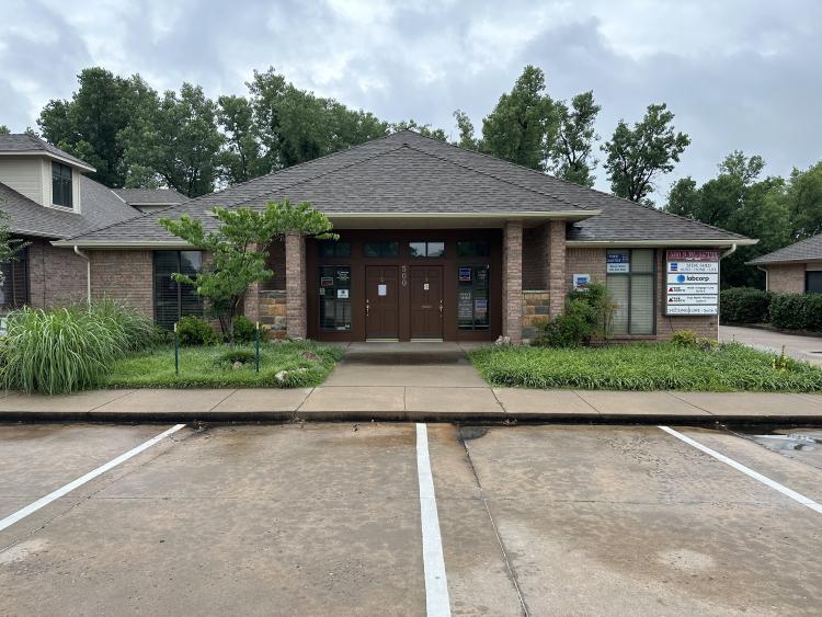 500 W 15th St Office space for lease Edmond, OK