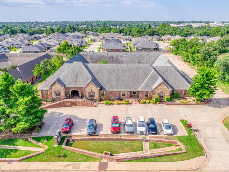 1218 E. 9th St. (Le Chene) Edmond, OK office space for lease