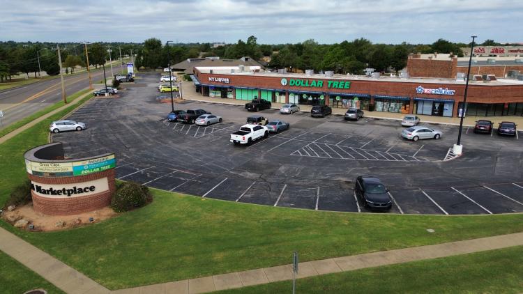 Boulevard Marketplace retail space for lease Midwest City, OK