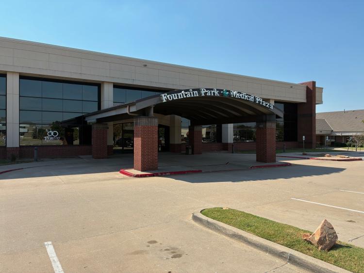3110 SW 89th Medical spaces for lease south Oklahoma City, Ok