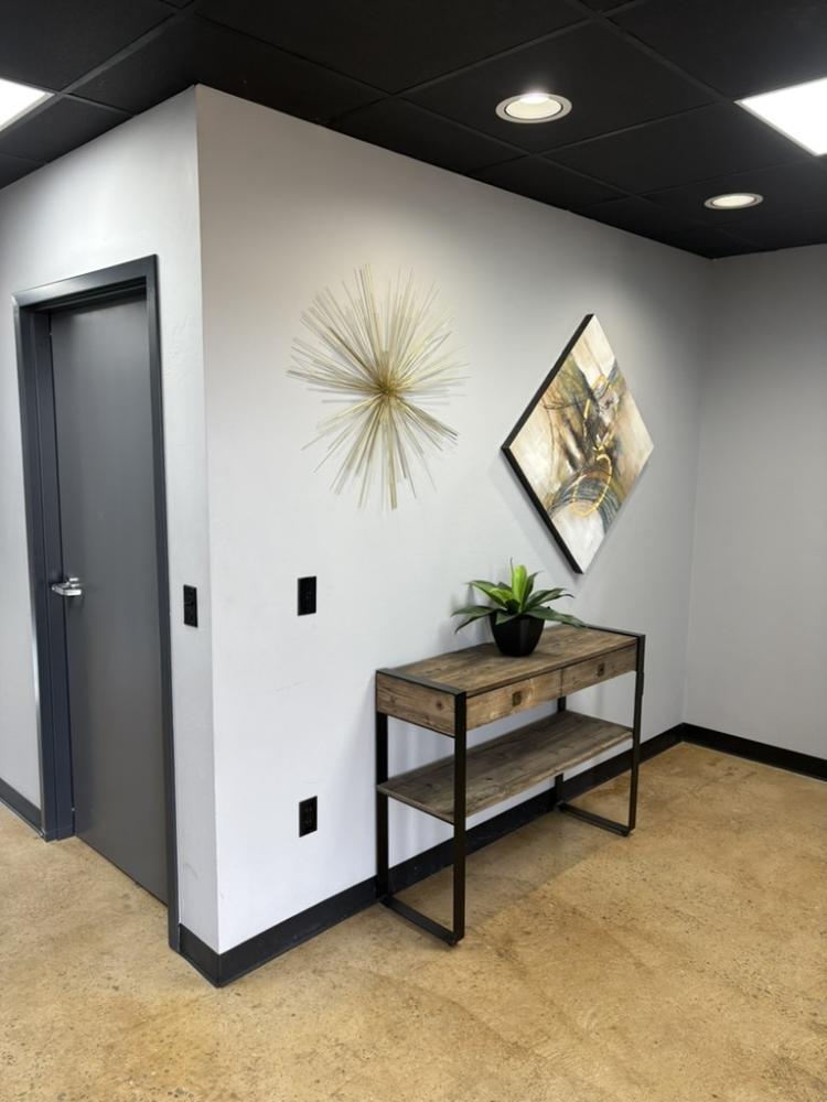 7901 NE 10th St Midwest City, OK office for lease