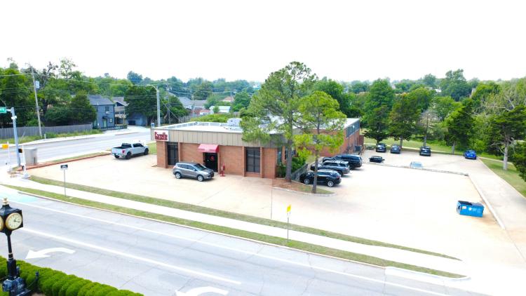 Crown Heights Office Building for lease Oklahoma City, Ok