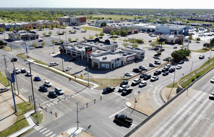 Towne South Plaza | For Lease