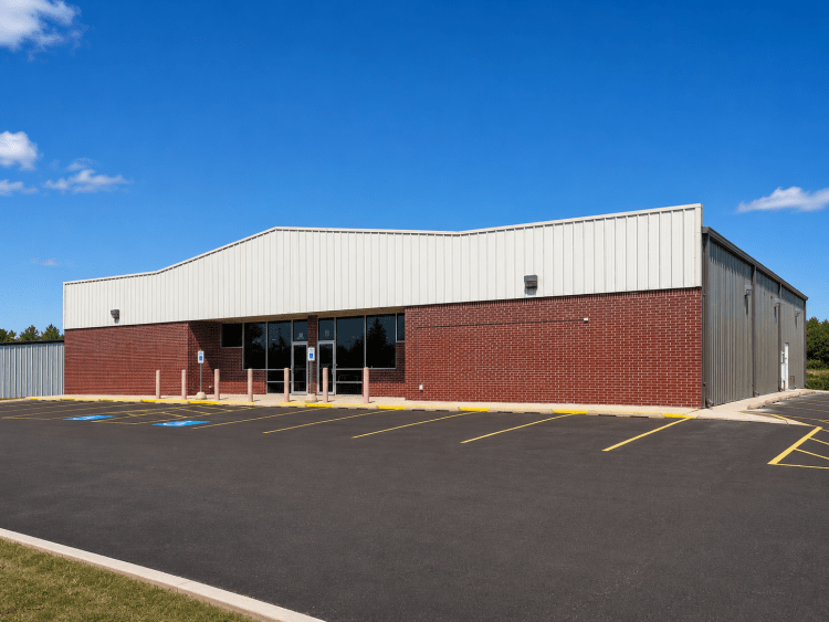 Freestanding Retail Building | McLoud