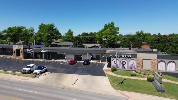 5601 North Pennsylvania Avenue retail spaces for lease, Oklahoma City, OK