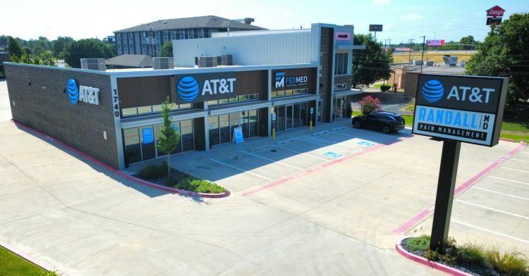 1740 S Sooner office or retail space for lease east Oklahoma City, OK