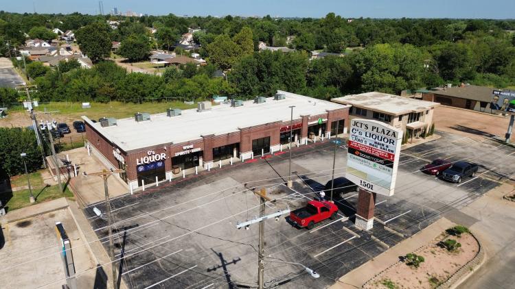 JCT'S Plaza retail space for lease Del City, OK