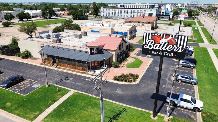 restaurant-freestanding building for lease  S Meridian, Oklahoma City, Ok 