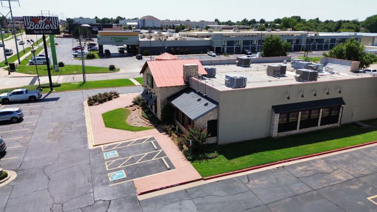 restaurant-freestanding building for lease  S Meridian, Oklahoma City, Ok 