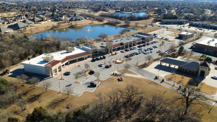 15300 N Western Ave retail space for lease, Edmond, OK