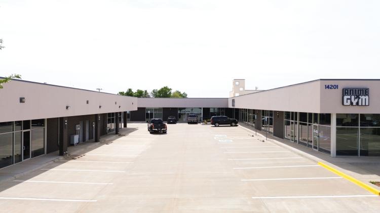 14201 N Santa Fe Ave retail space for lease Edmond, Ok