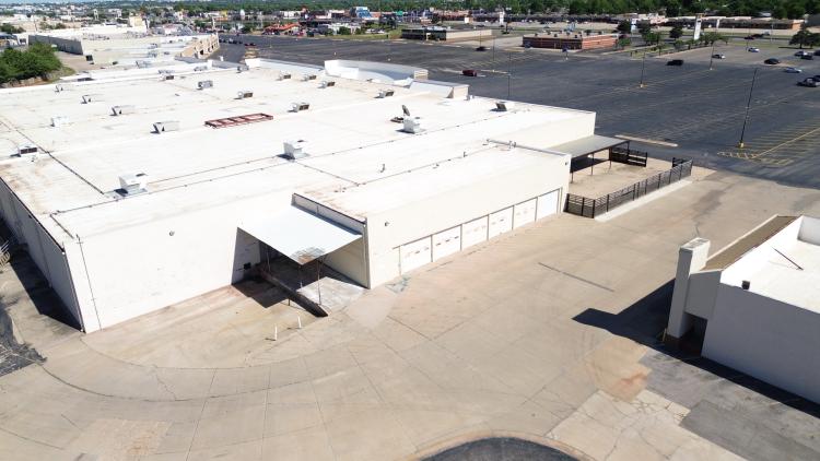 Walnut Square retail space for lease Oklahoma City, Ok 