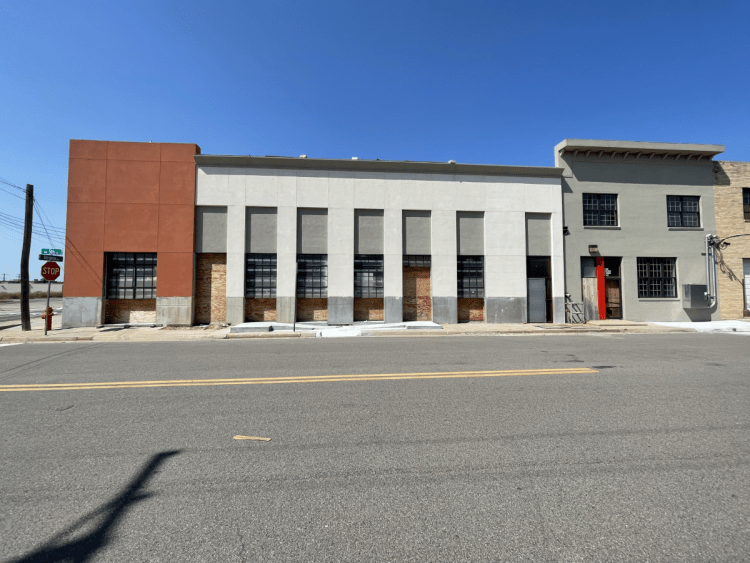 studio/oﬃce space and warehouse space for lease Oklahoma City, OK