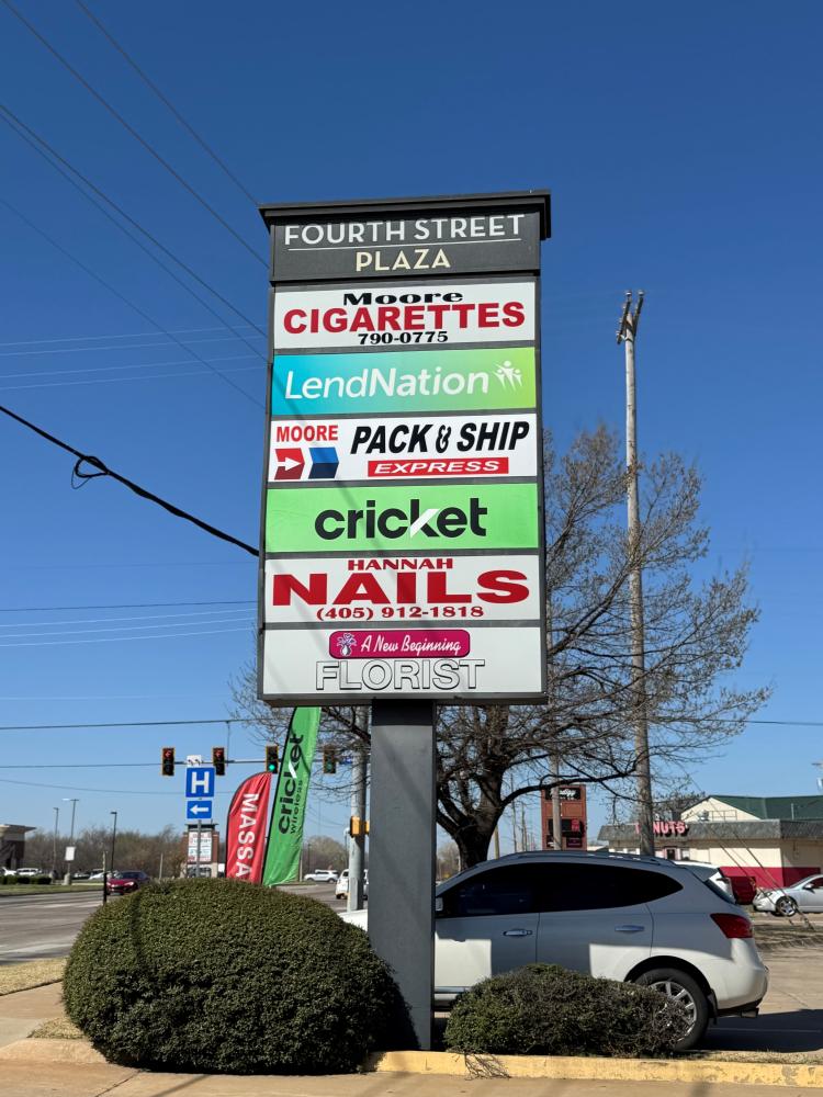 retail space for lease Moore, OK exterior photo