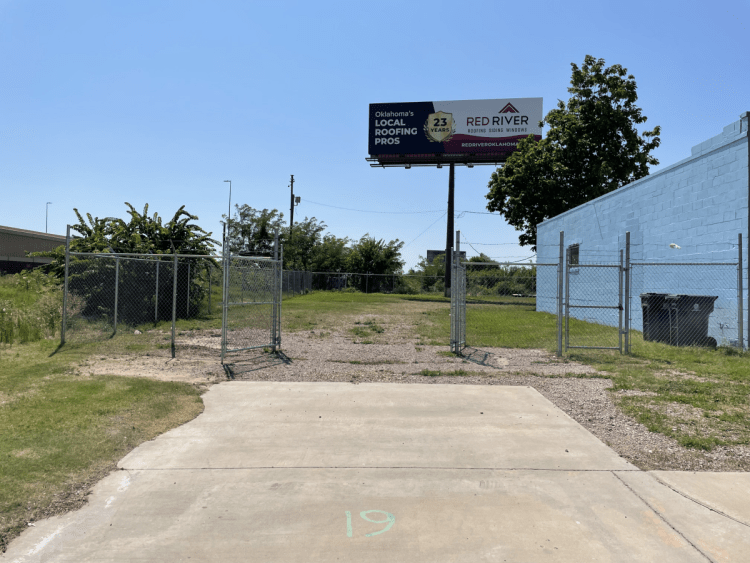 free standing building for lease - midtown, Oklahoma City, OK exterior photo3
