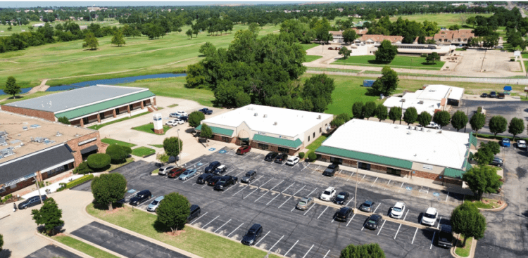 1113-1121 South Douglas Boulevard  |  OKC, OK  |  Office for Sale or Lease