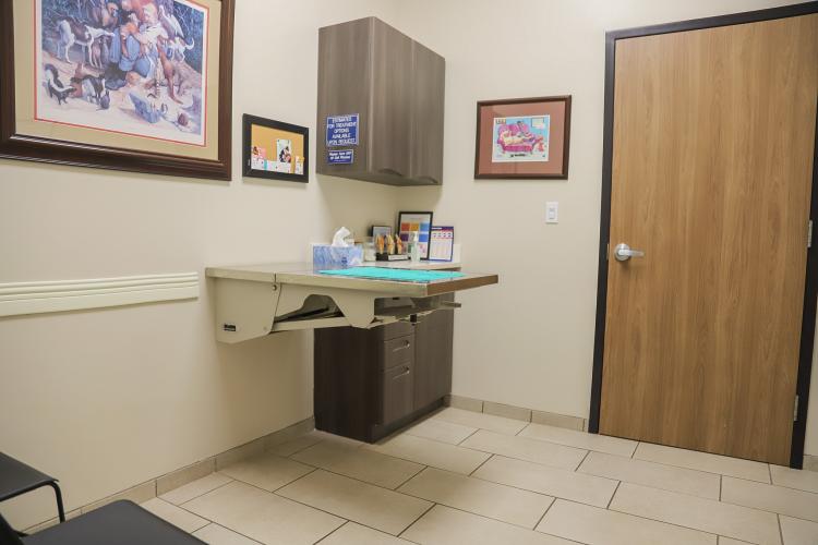 2020 N Kelly  |  Pampered Pets  |  Animal Spa  |  Edmond