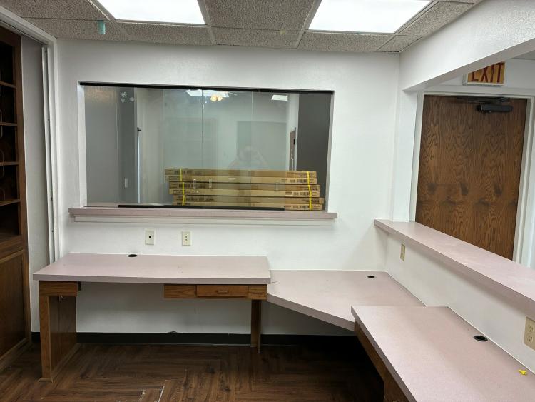 937 SW 89th St medical office for sale south Oklahoma City, Ok