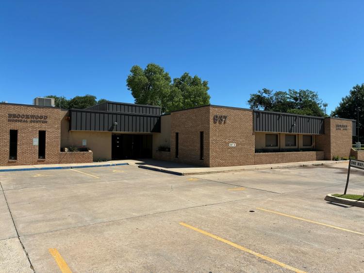 937 SW 89th St medical office for sale south Oklahoma City, Ok