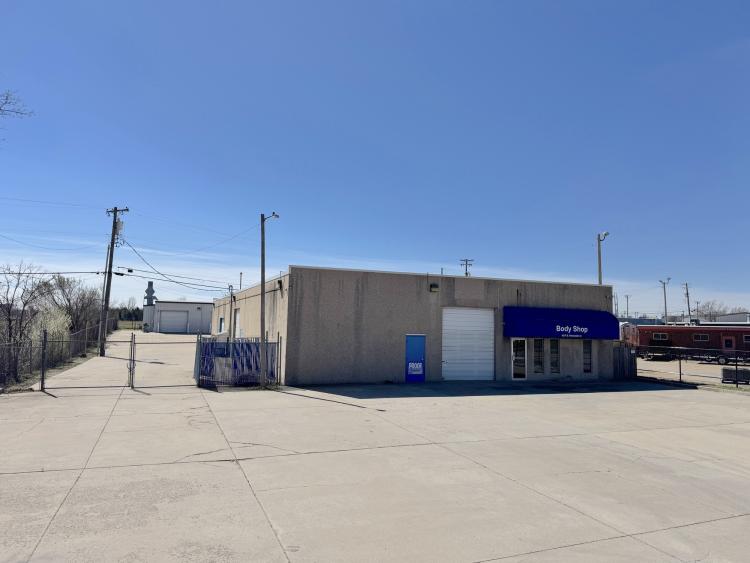 Industrial building for sale Oklahoma City, OK, exterior building photo