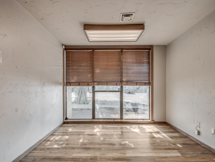 6410 N Santa Fe Ave Ste C office space for sale, Oklahoma City, OK