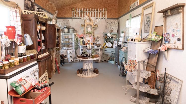 specialty Inn / retail Durant, OK shop photo