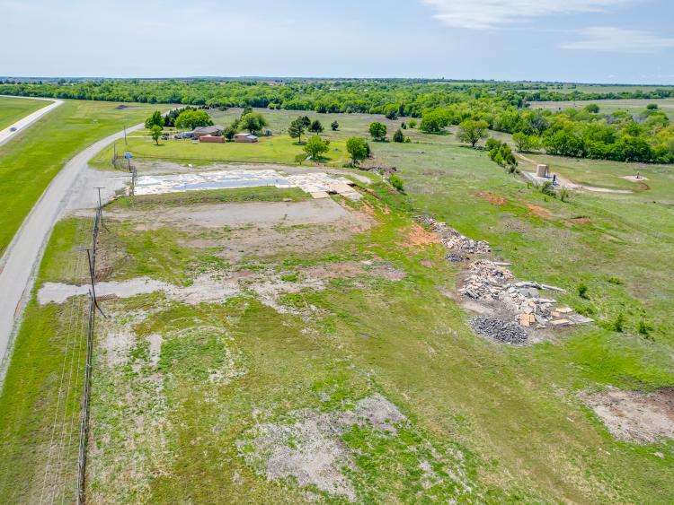 7.84 Acres - Highway 81 Frontage land for sale Chickasha, OK