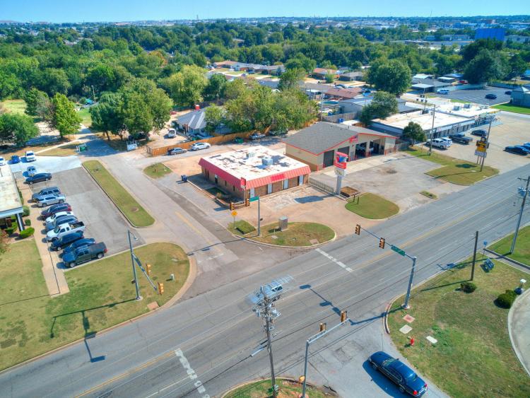 6700 S Western Ave office building for sale south Oklahoma City, Ok