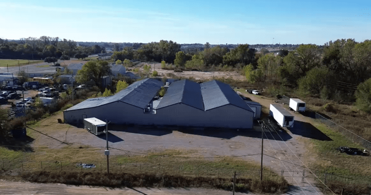 910 S 6th Ave industrial property for sale Purcell, OK