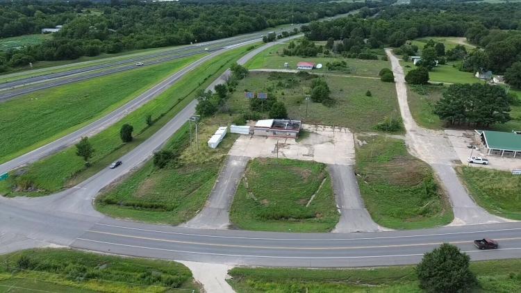 114079 Old Highway 69 retail building & land for sale Eufaula, Ok