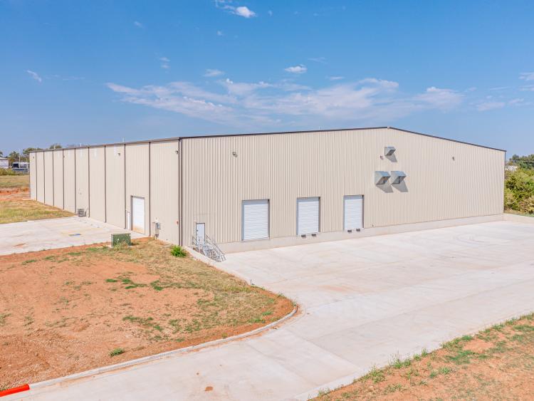 8032 Industrial Drive - fully occupied building for sale Shawnee, OK