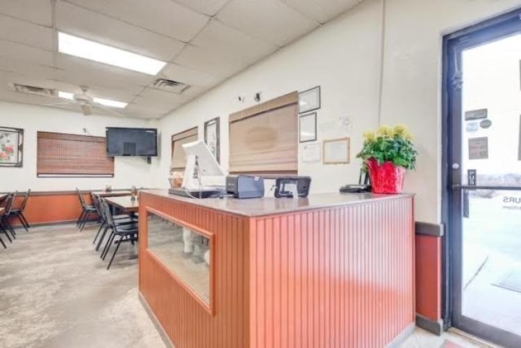318 Edmond Rd NE Piedmont, OK restaurant building for sale fully equipped