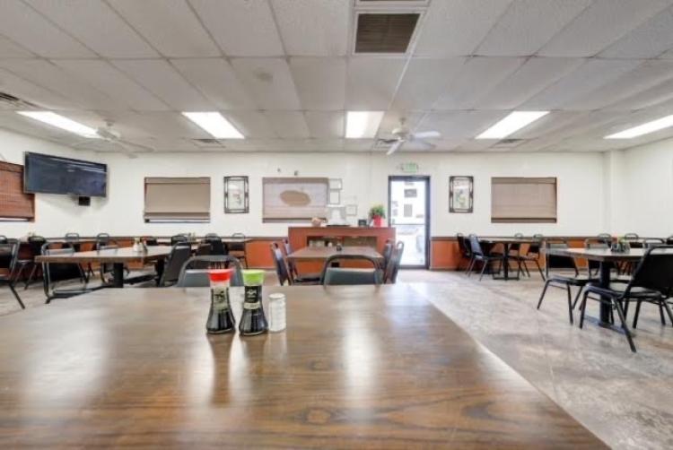318 Edmond Rd NE Piedmont, OK restaurant building for sale fully equipped