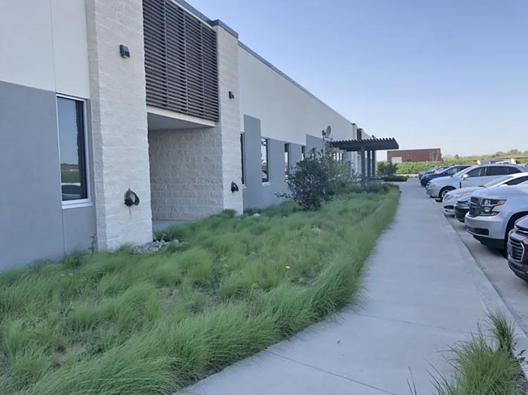 DHS Building office building for sale Ardmore, OK exterior photo