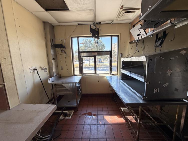 retail restaurant property for sale west Oklahoma City, OK