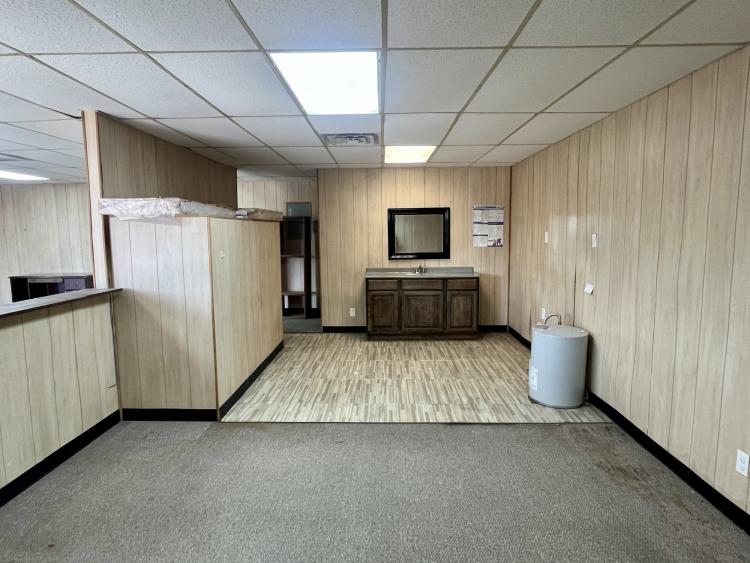 4429 NW 10th St - Flex Retail and Industrial space For Sale Oklahoma City, OK