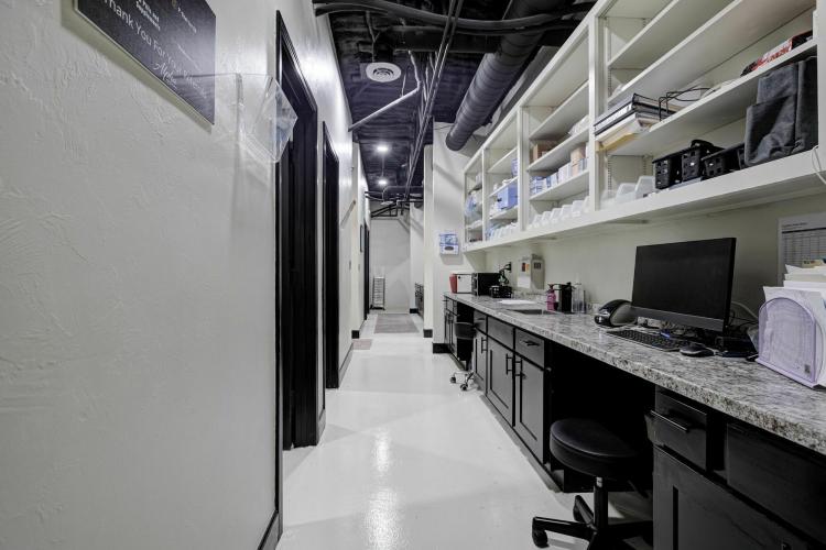 6500 N Meridian Ave Office Space For Sale, Oklahoma City, OK