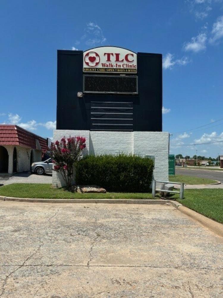 7900 NW 23rd St office building for sale, Bethany, Ok