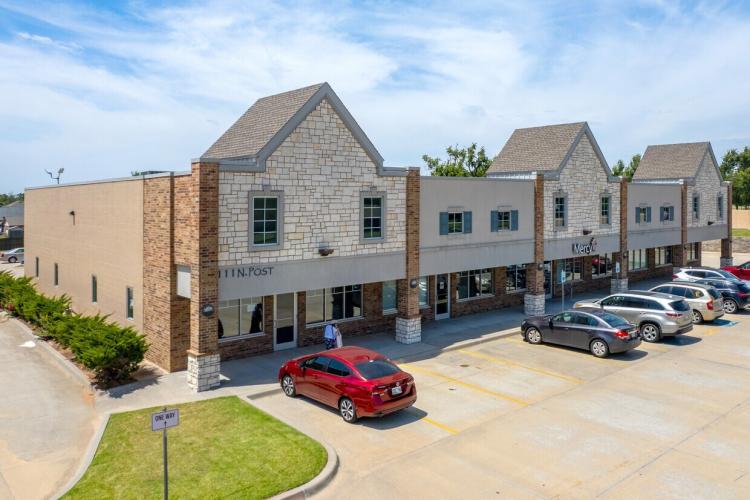 101-111 North Post Road  |  Midwest City  |  Office For Sale or Lease